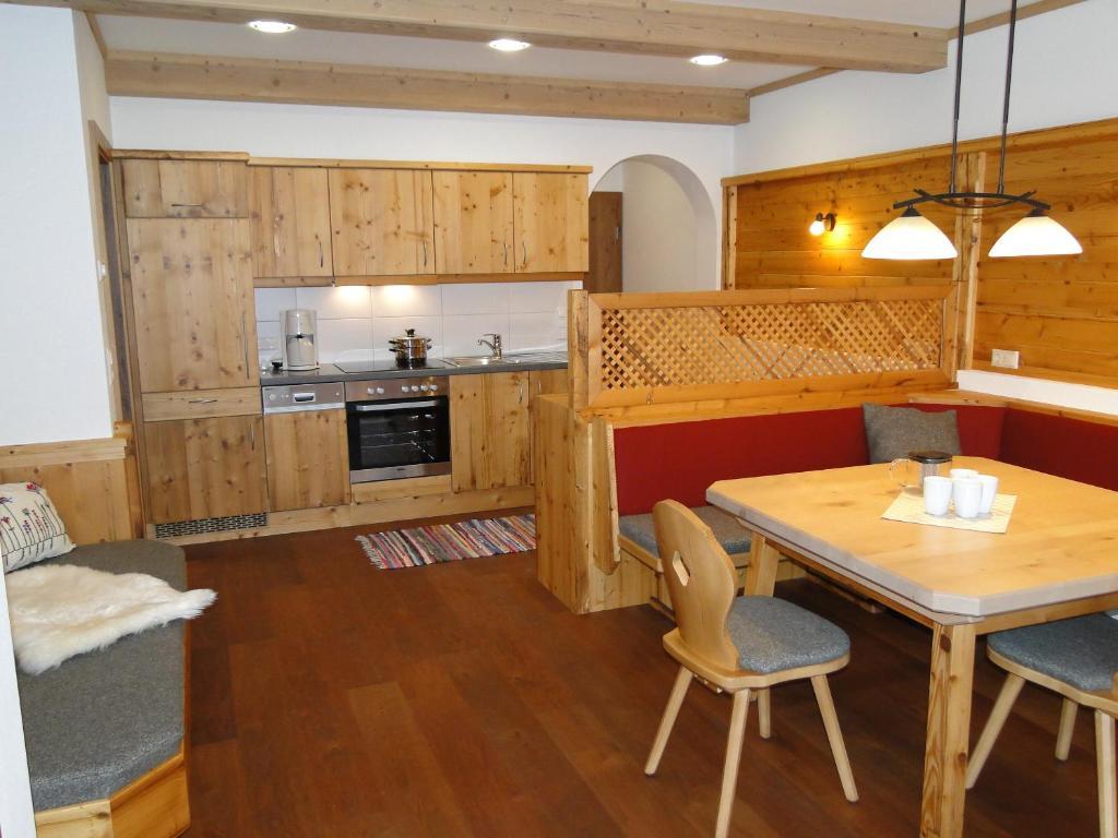 Appartement Gipfelsturm Haus im Ennstal Phòng bức ảnh