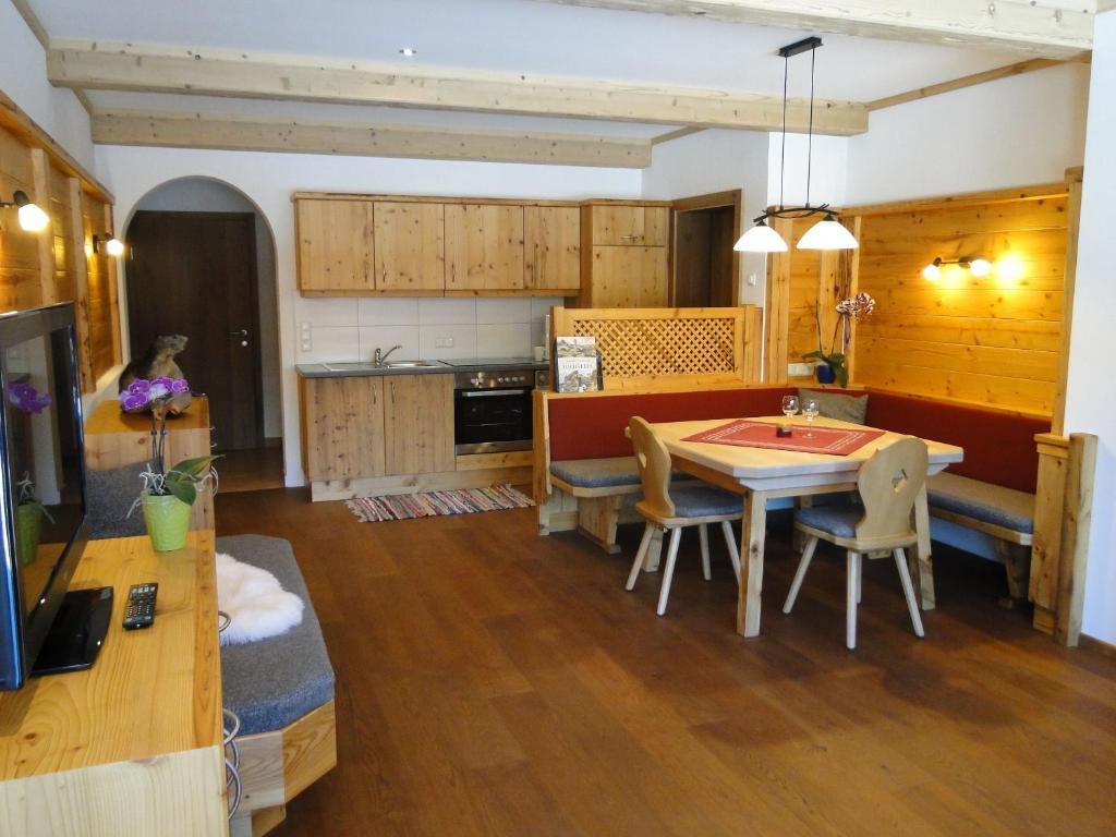 Appartement Gipfelsturm Haus im Ennstal Ngoại thất bức ảnh